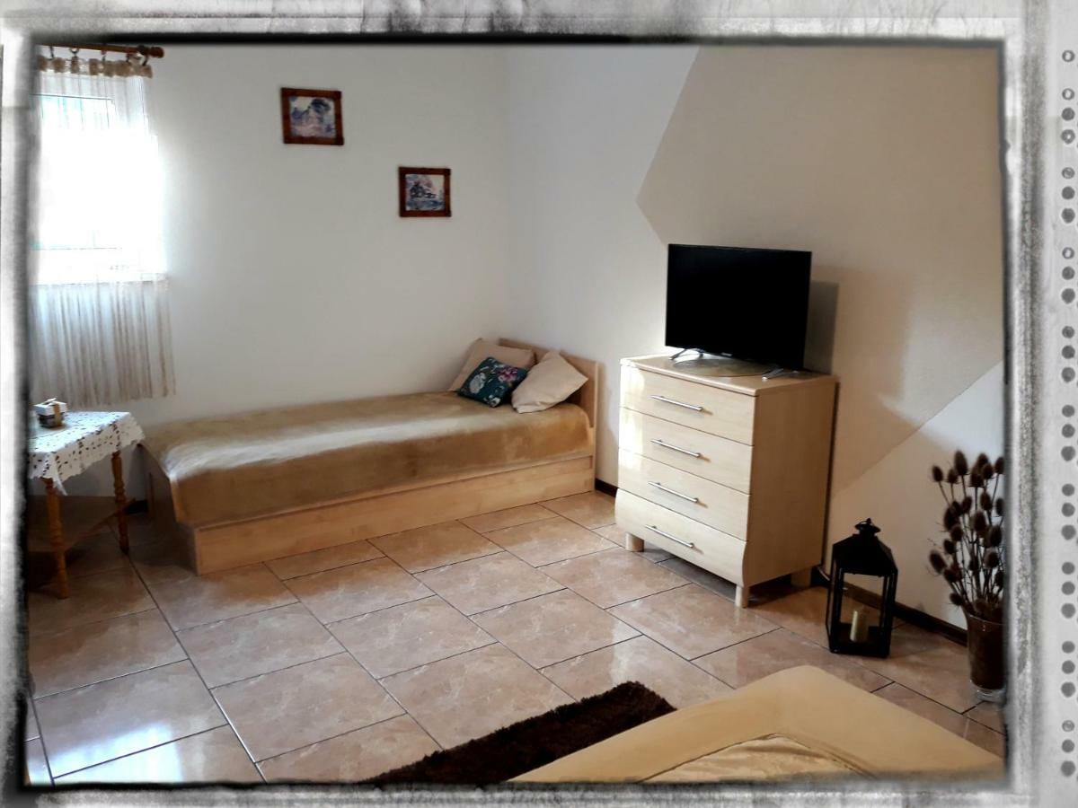 Pensjonat U Kasi Apartment แวงกอร์แซวอ ภายนอก รูปภาพ